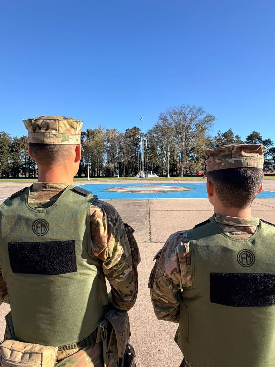 Fabricaciones Militares fortalece las capacidades de las Fuerzas Armadas con la donación de chalecos — 4
