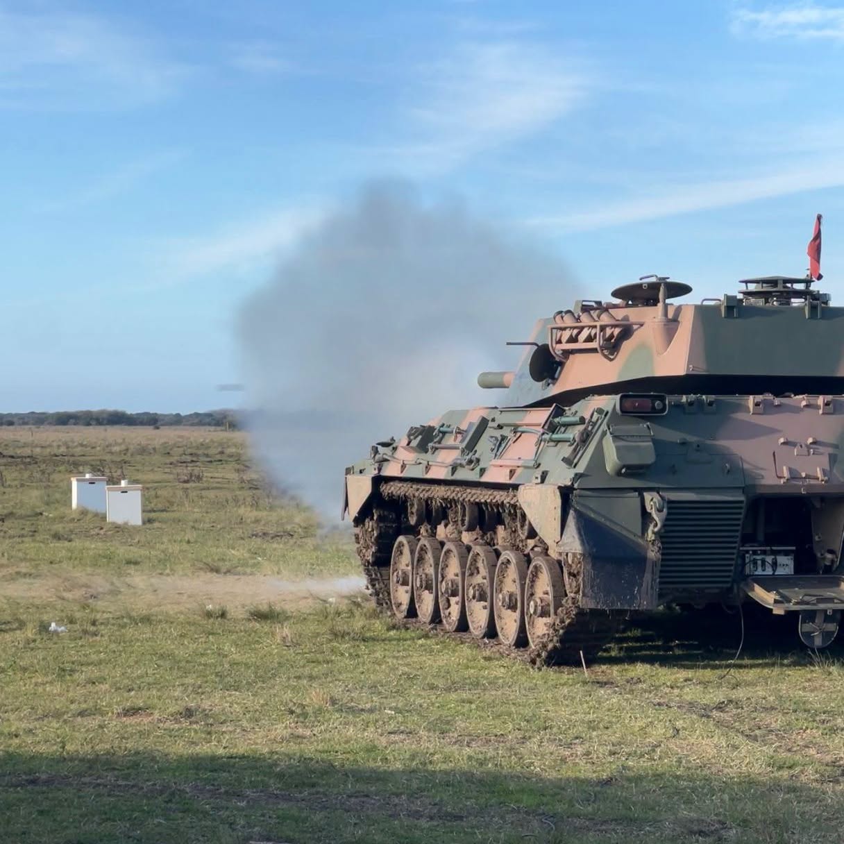 Fabricaciones Militares probó exitosamente munición de 105mm para el TAM-TAM 2C — foto 3